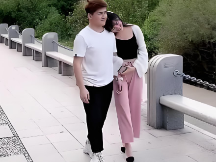 因争吵女友负气出走，经蹲守调查终于找到