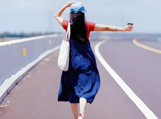 那些活得清醒的女人，却只会讨好一个人
