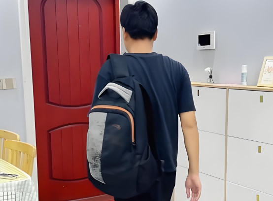 我隐瞒病情让他净身出户，再遇时他后悔了